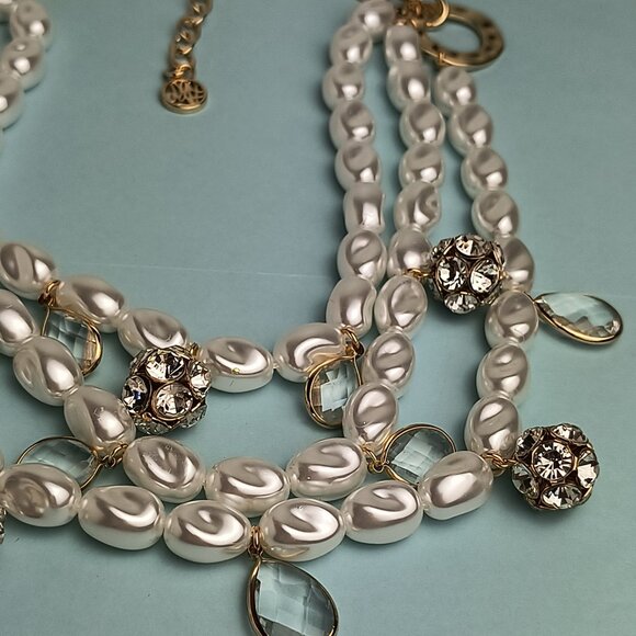 Lilly Pulitzer Statement Necklace 3 Strand Dreamy Pearl In Resort White Casual - Picture 7 of 13